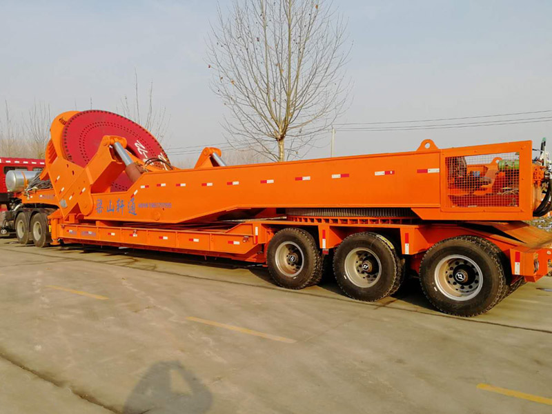 風葉上山工裝運輸車是什么