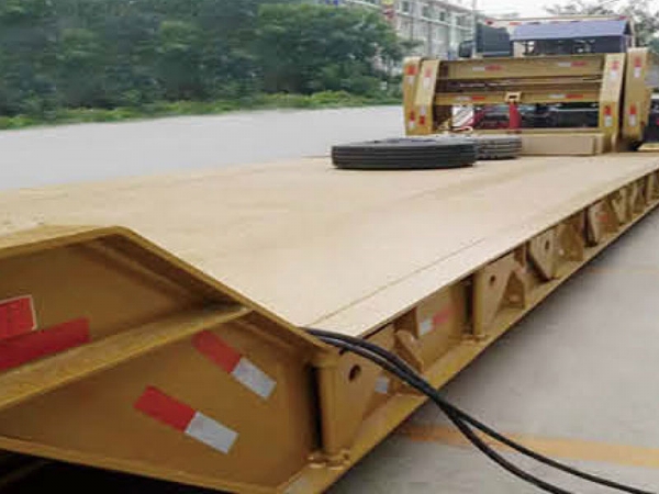 大件貨物運輸專用車