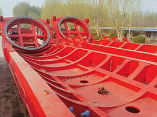 風(fēng)電葉片轉(zhuǎn)運(yùn)工裝車(chē) 上推式